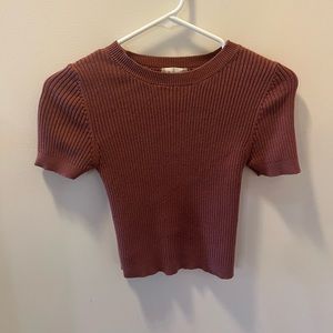 Cropped Maroon Ribbed T